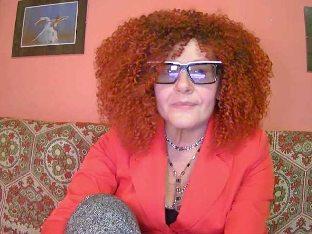 ChristineRed live cam on BongaCams