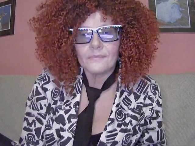 ChristineRed live cam on BongaCams