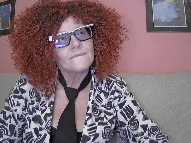 ChristineRed live cam on BongaCams
