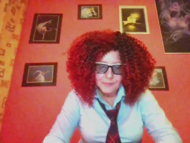 ChristineRed, live now on BongaCams