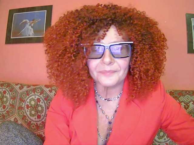 ChristineRed live cam on BongaCams
