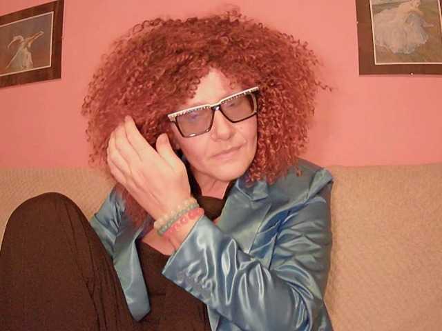 ChristineRed live cam on BongaCams