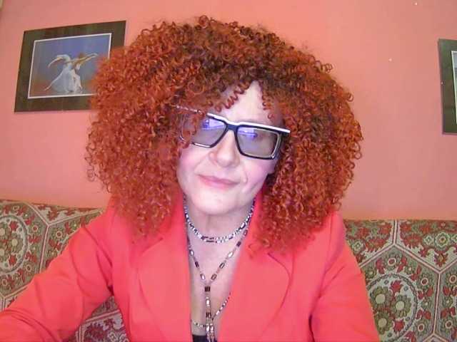 ChristineRed live cam on BongaCams