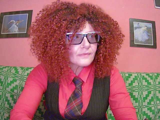 ChristineRed live cam on BongaCams