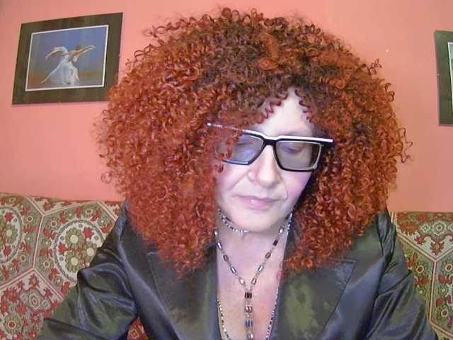 ChristineRed live cam on BongaCams