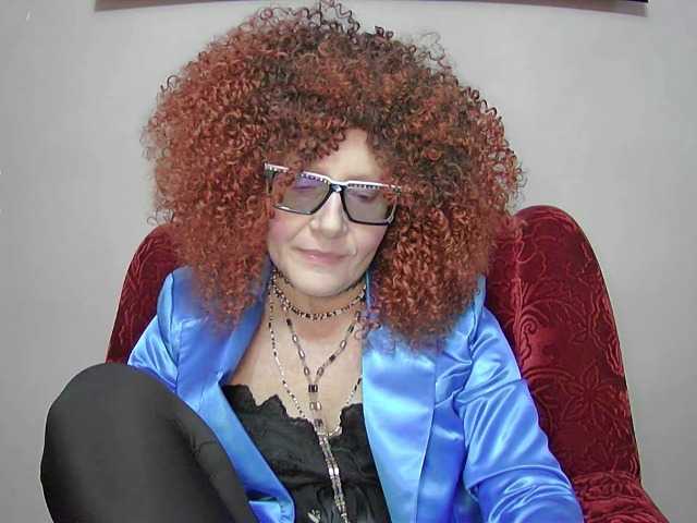 ChristineRed live cam on BongaCams