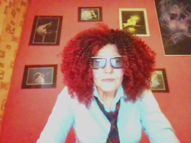 ChristineRed, live now on BongaCams