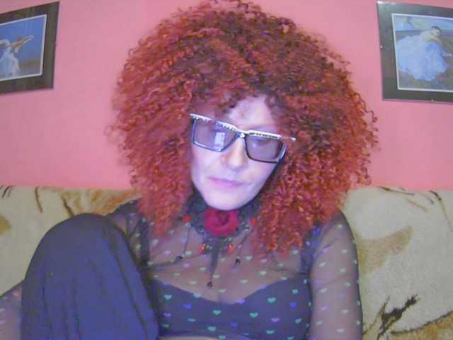 ChristineRed live cam on BongaCams