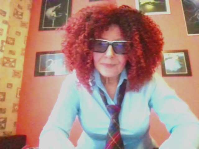 ChristineRed, live now on BongaCams