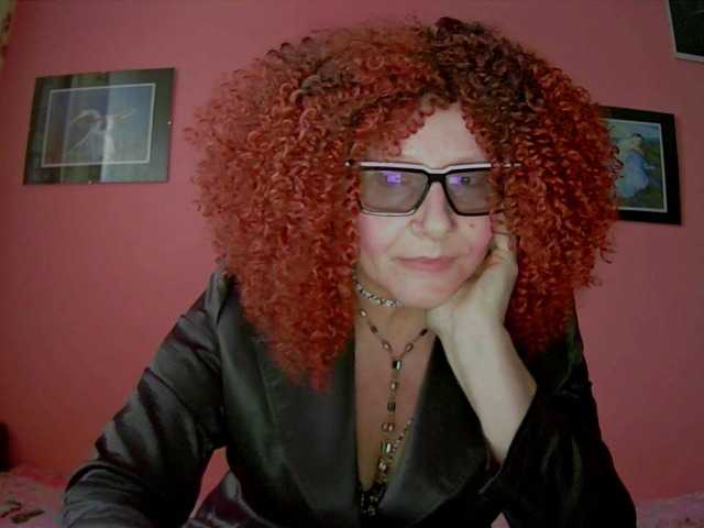 ChristineRed live cam on BongaCams