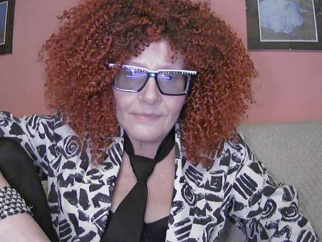 ChristineRed live cam on BongaCams