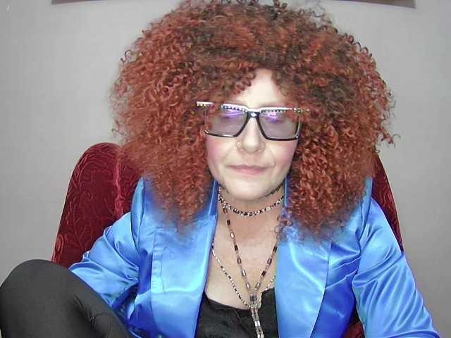 ChristineRed live cam on BongaCams