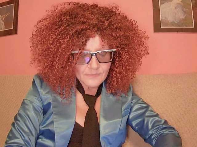 ChristineRed live cam on BongaCams