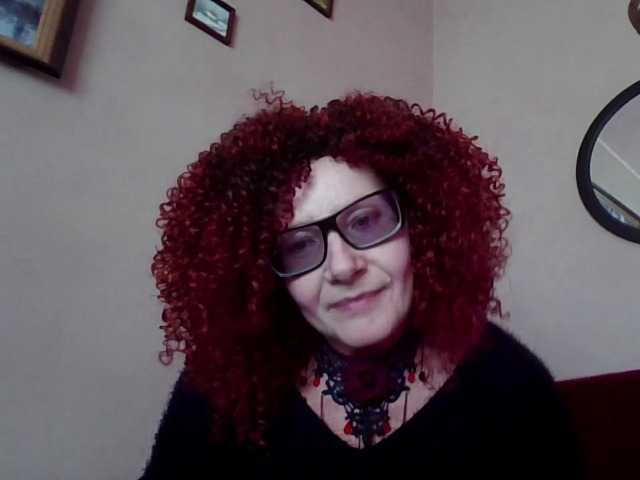 ChristineRed webcam