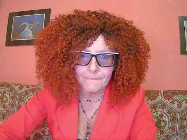 ChristineRed webcam