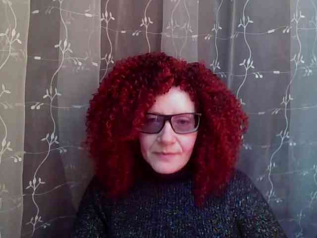ChristineRed webcam