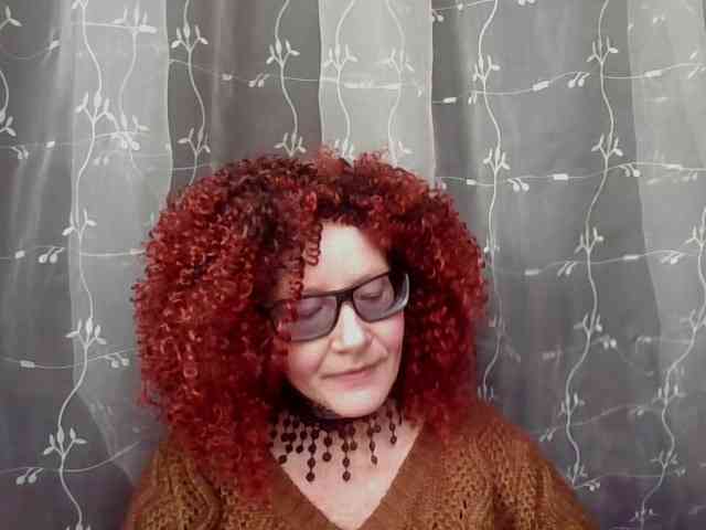ChristineRed webcam