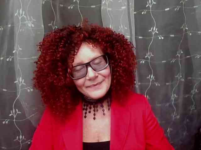 ChristineRed webcam