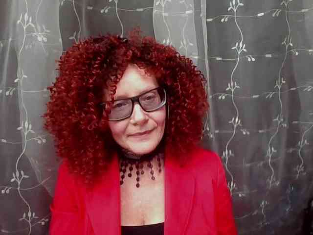 ChristineRed webcam