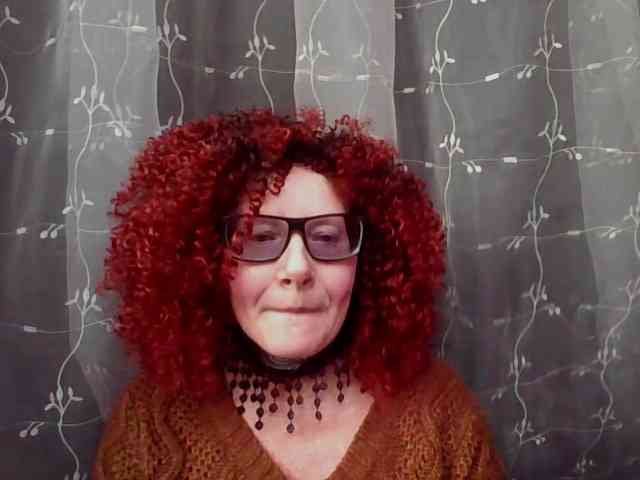 ChristineRed webcam