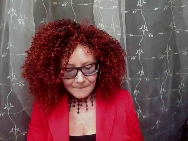ChristineRed webcam