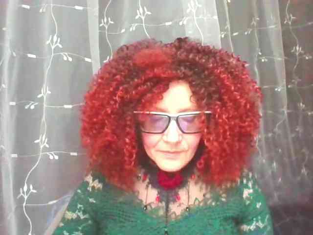 ChristineRed webcam