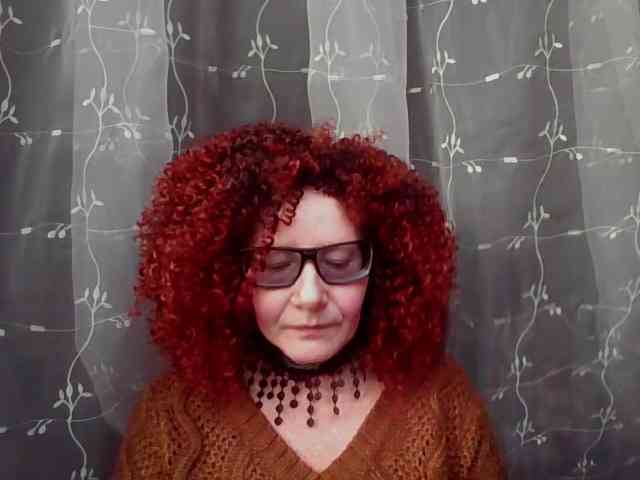 ChristineRed webcam