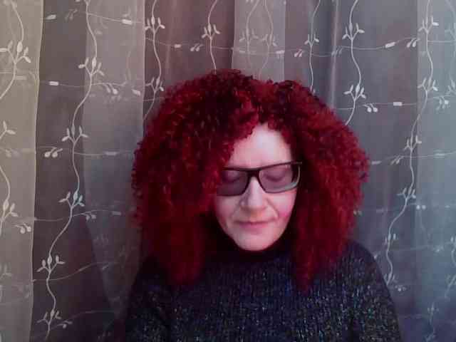 ChristineRed webcam