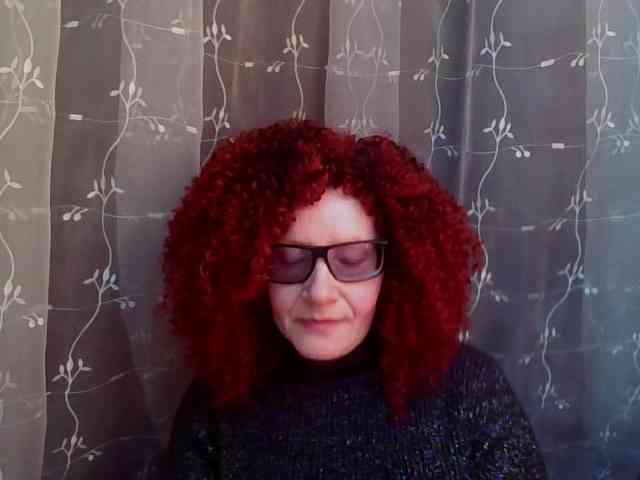 ChristineRed webcam