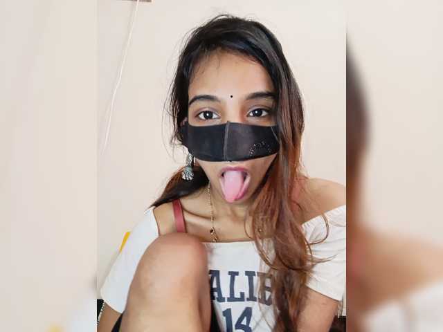 JaraRose22 live cam on BongaCams