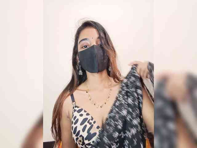 JaraRose22 webcam