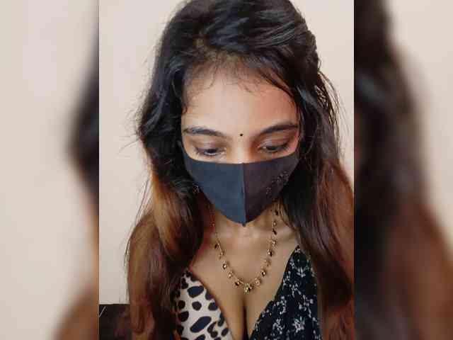 JaraRose22 webcam