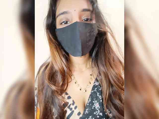 JaraRose22 webcam
