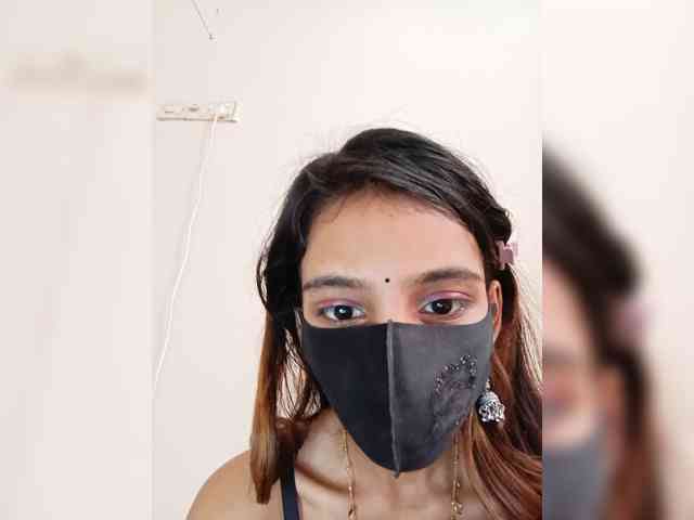 JaraRose22 webcam