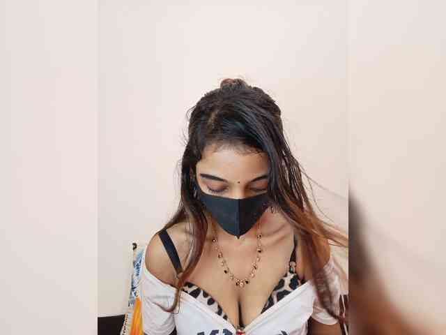 JaraRose22 webcam