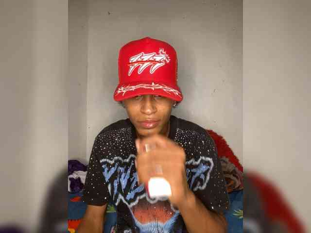 Yunior-6 webcam