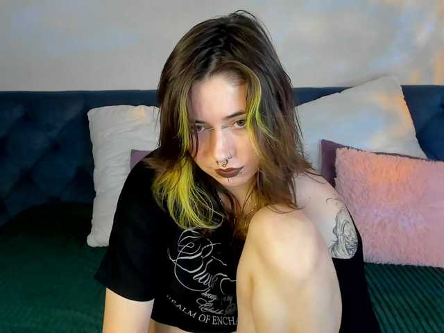 ShadowBellee live cam on BongaCams