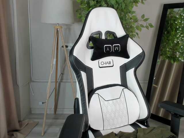 ShadowBellee, en vivo ahora en BongaCams