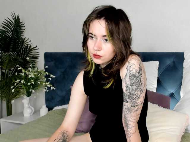ShadowBellee live cam on BongaCams
