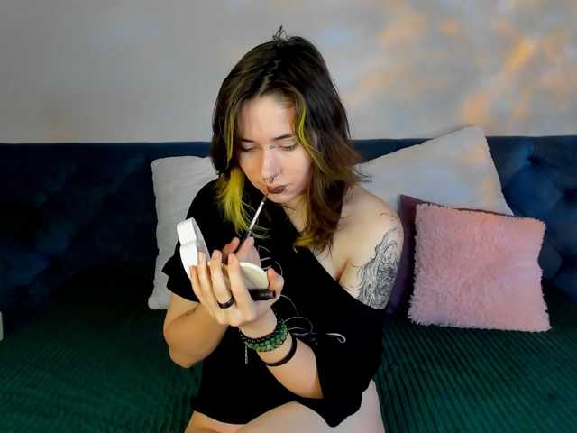 ShadowBellee live cam on BongaCams