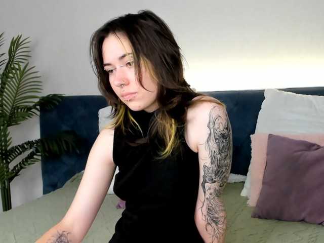 ShadowBellee live cam on BongaCams