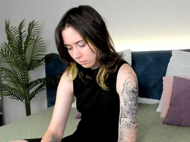 ShadowBellee live cam on BongaCams