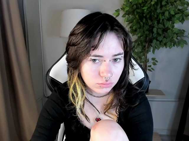 ShadowBellee live cam on BongaCams