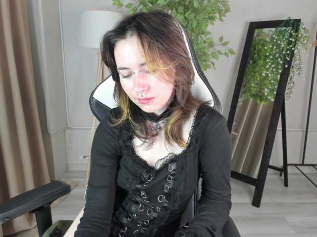 ShadowBellee live cam on BongaCams