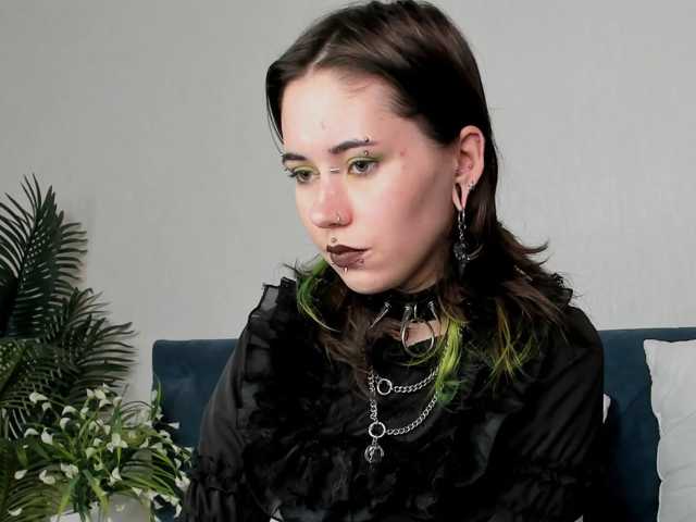 ShadowBellee live cam on BongaCams