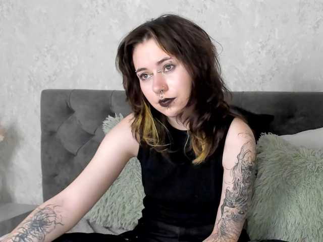 Shadowbellee live cam