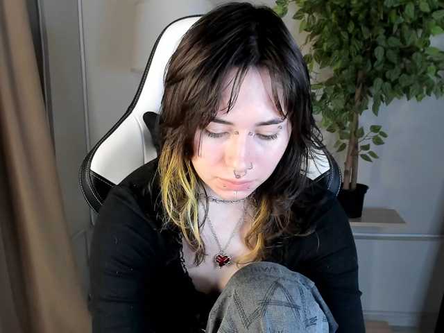 ShadowBellee live cam on BongaCams