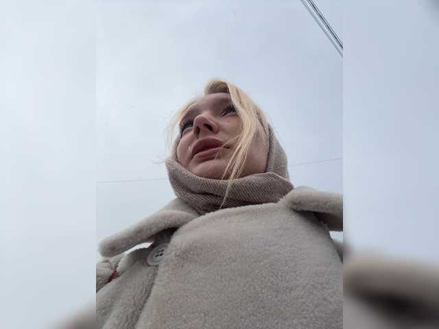 AmmyAlexInPublic live cam on BongaCams