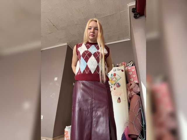 AmmyAlexInPublic, en directo ahora en BongaCams