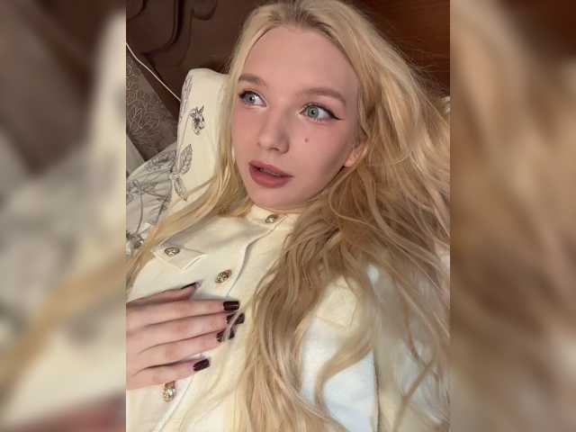 AmmyAlexInPublic